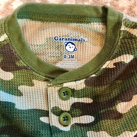 Camo Baby Boy Outfit 0-3 months - Picture 2 of 3